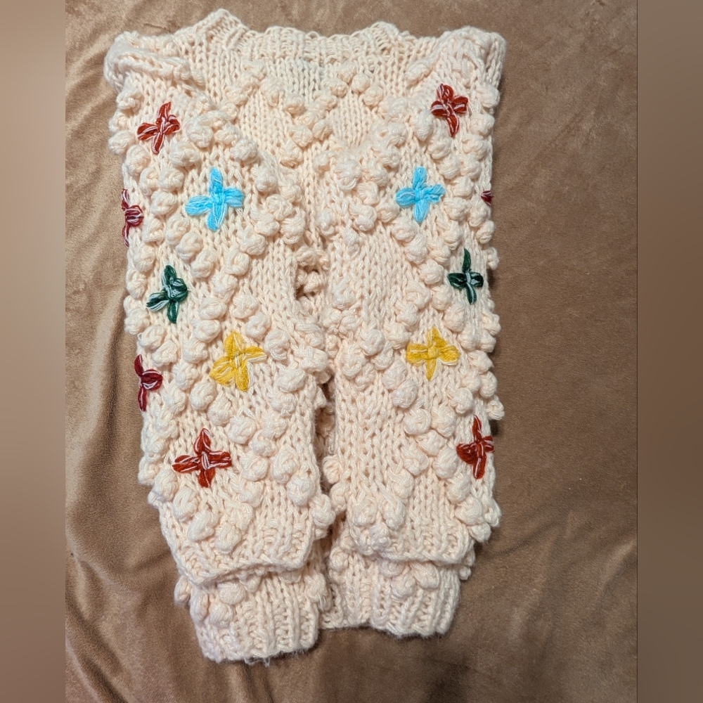 Brand New Sacchi Knit Popcorn Cardigan with Embroidered Accents NWOT - Picture 8 of 8